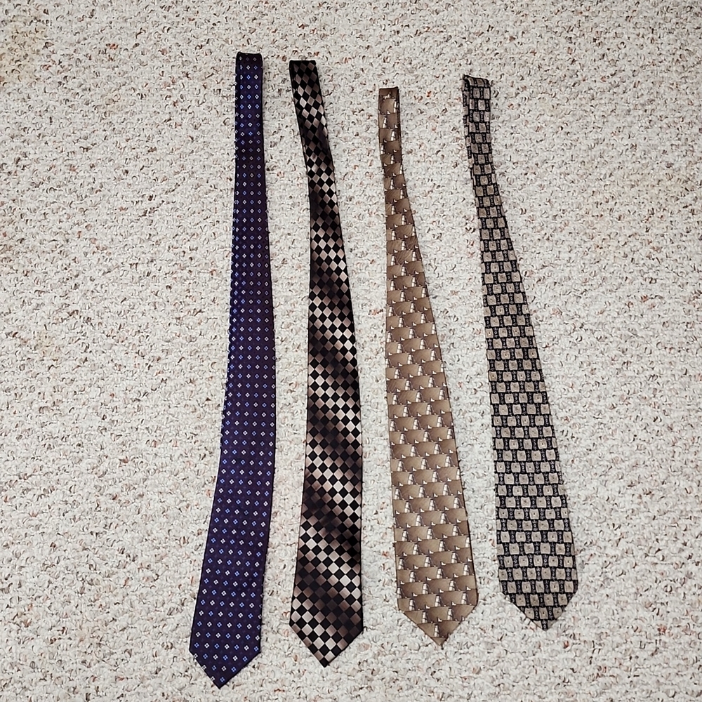 4 Ties black and brown with various patterns